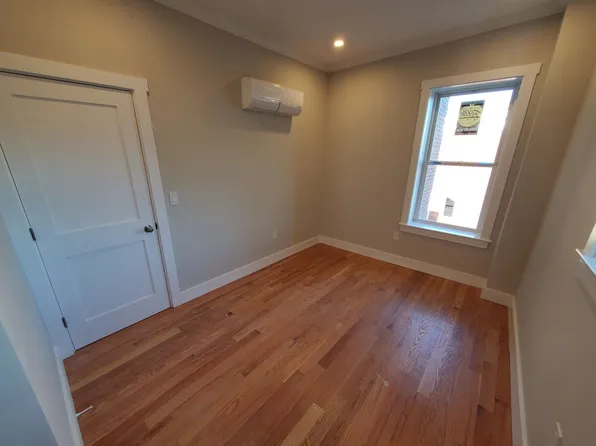 22 Wallingford Rd Unit 3, Brighton, MA 02135
