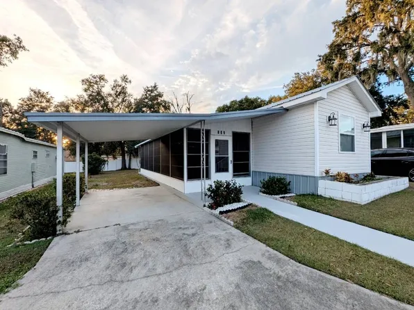 122 Oakhill View Dr, Valrico, FL 33594