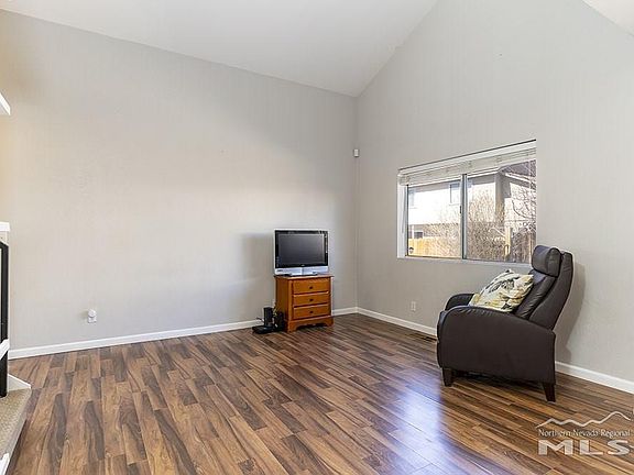 3rd image of 1701 Ashley Park Ct