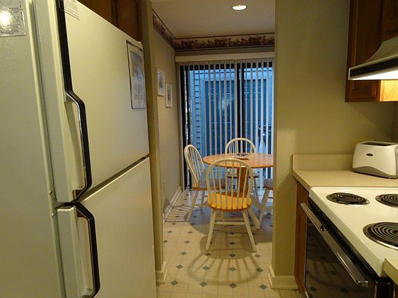 5th image of 113 Shipyard Dr APT 111