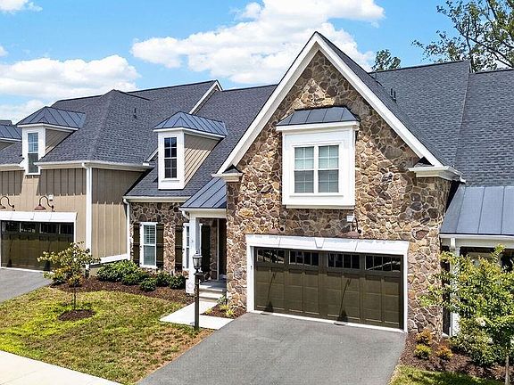 5th image of 323 Avondale Ln