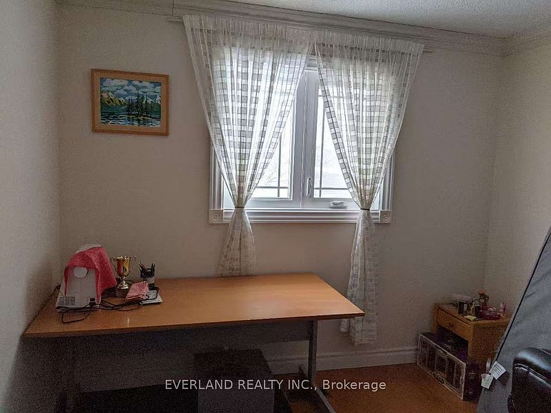 Toronto House for rent - 3 Bedrooms — photo 11