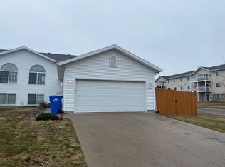 2036 50th St S, Fargo, ND 58103