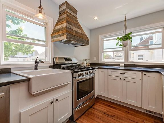 4th image of 23 Ashwood Pl