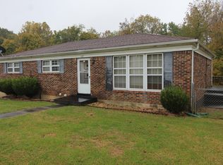 112 Kentucky Cir, Radcliff, KY 40160