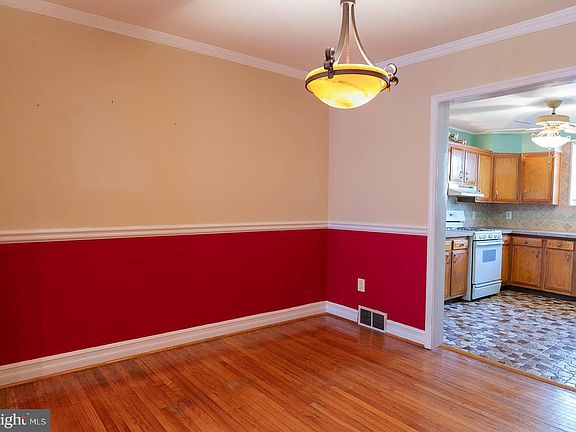 4th image of 723 Johnston St