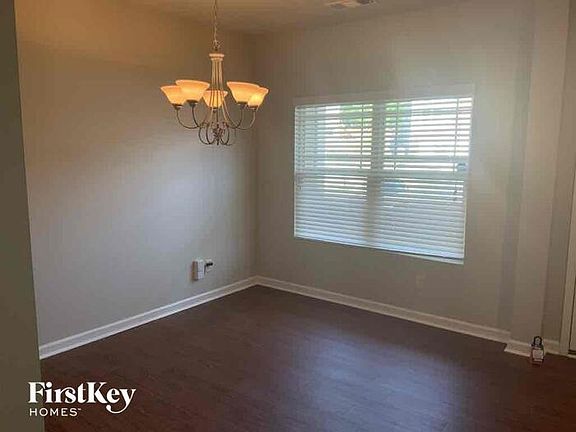 3rd image of 4887 Clarkstone Dr