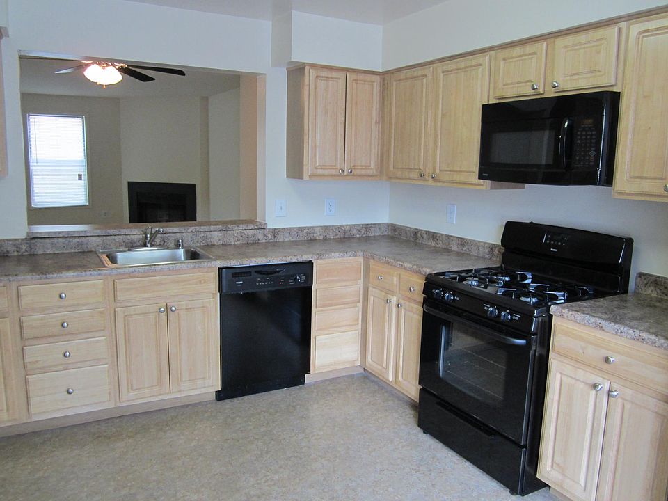 2nd image of 10136 Avenel Gardens Ln