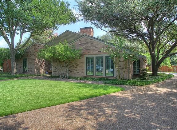 2nd image of 3220 Executive Cir