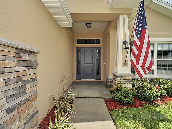 2nd image of 553 Hollow Glen Dr