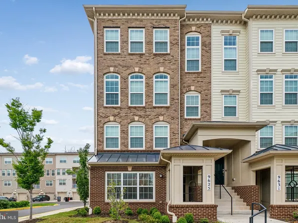 9625 Block St, Lanham, MD 20706