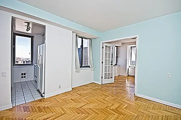 Rented by AIB Management Corp | media 22