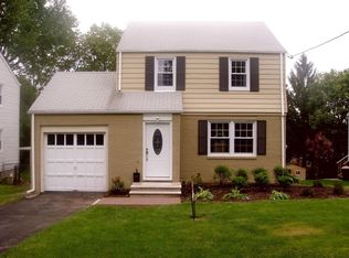 42 Sadler Rd, Bloomfield, NJ 07003