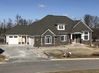14816 Remington Pl, Fort Wayne, IN 46814