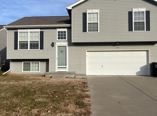 19386 V St, Omaha, NE 68135