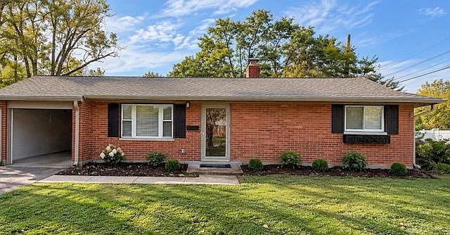 2 bed, 1.0 bath, 1020 sqft, $1,800 — Photo 1