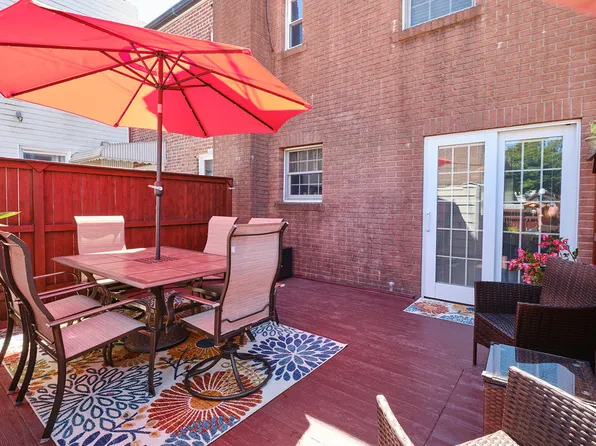 1594 Independence Avenue image 20 of 26