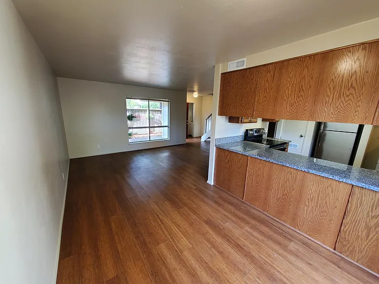 185 Palo Verde Ter — Photo 9