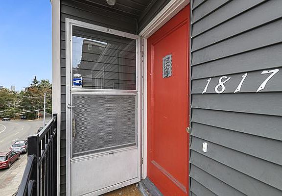 2nd image of 1817 5th Ave N #6