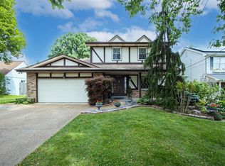 11627 Denny Rd, Saint Louis, MO 63126