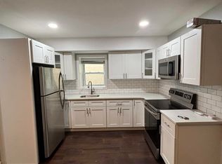 570 66th St #G, West New York, NJ 07093