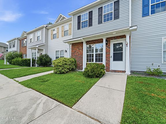 3rd image of 109 Spring Meadows Circle