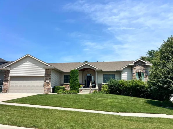 2124 Sheridan Dr, Norfolk, NE 68701