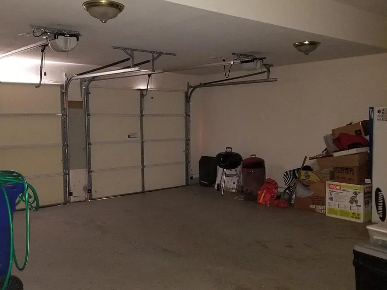 Lake Forest Dr — Photo 24