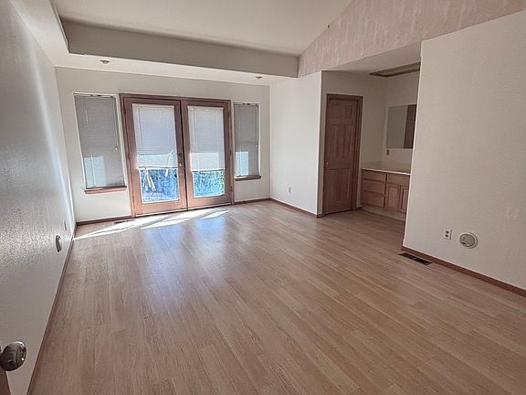4th image of 4738 Hawaina Way