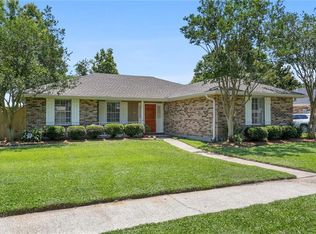 19 Grandbay Ct, Kenner, LA 70065
