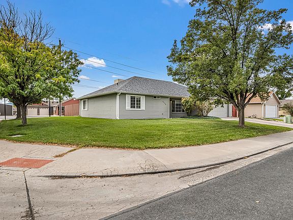 2nd image of 2559 Janece Dr