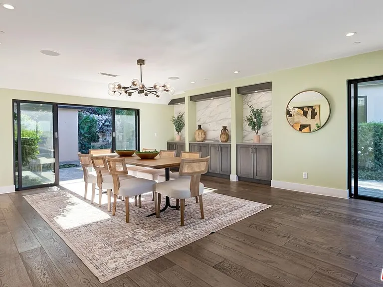 2841 Montcalm Ave — Photo 10