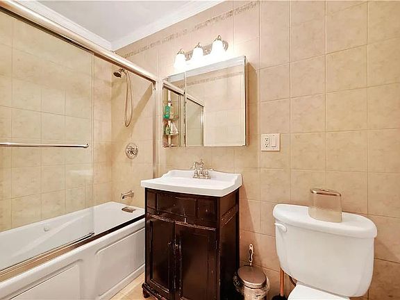 5th image of 1324 72nd St Floor 2