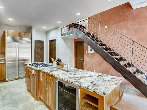 2nd image of 231 Rosario Blvd #C