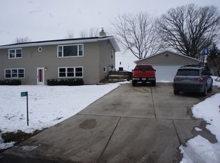 4217 Lookout Trl, Mc Farland, WI 53558
