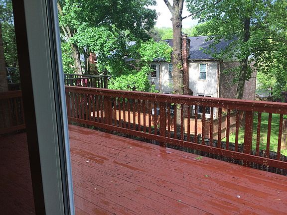 2nd image of 9 Shagbark Ct