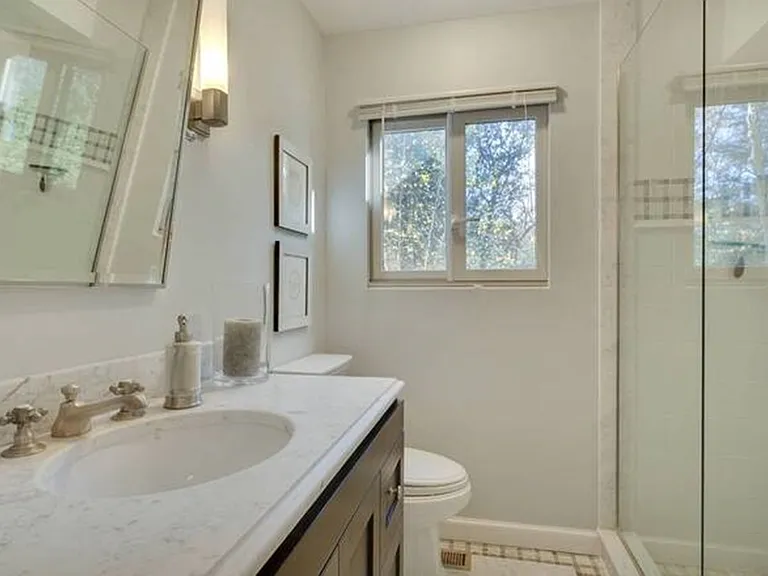 1 Spread Oak Ln — Photo 9