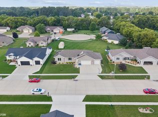 1505 Rylea Dr, Clear Lake, IA 50428