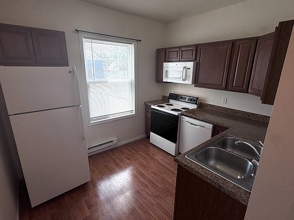 4th image of 623 E Jefferson St #1