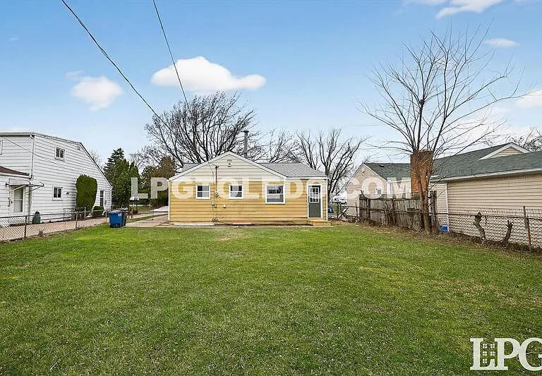 927 W Northgate Pkwy — Photo 38
