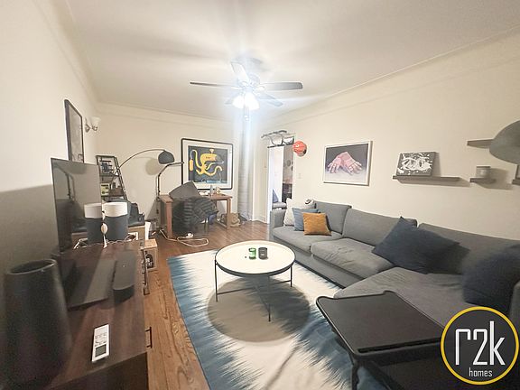 2nd image of 4415 34th Ave APT 4B
