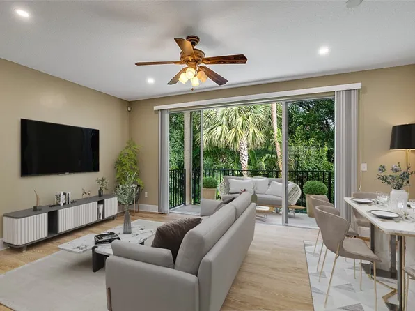 1670 42nd Sq APT 101, Vero Beach, FL 32960