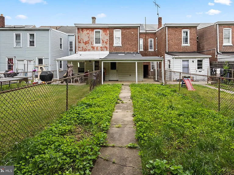 244 Jersey St — Photo 23