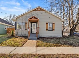 737 Brown Ave, Osawatomie, KS 66064