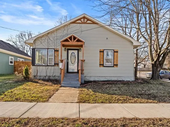 737 Brown Ave, Osawatomie, KS 66064