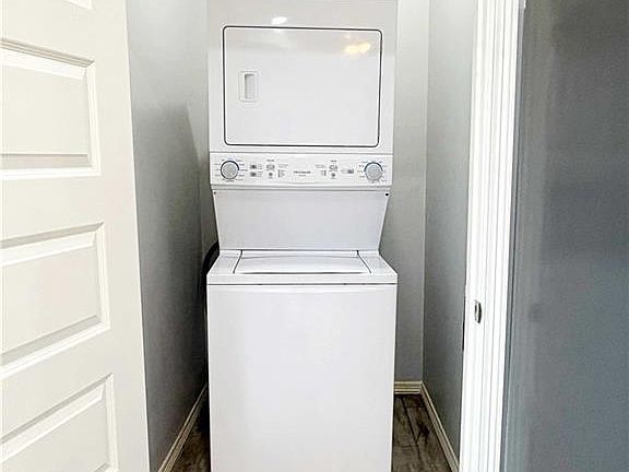 5th image of 1501 W Heritage Dr Unit 1