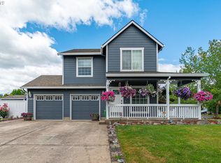 2385 NW McGarey Dr, McMinnville, OR 97128