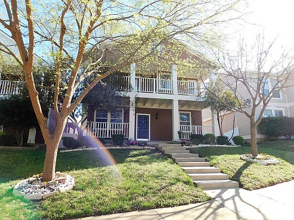 3rd image of 10124 Cherry Hill Ln