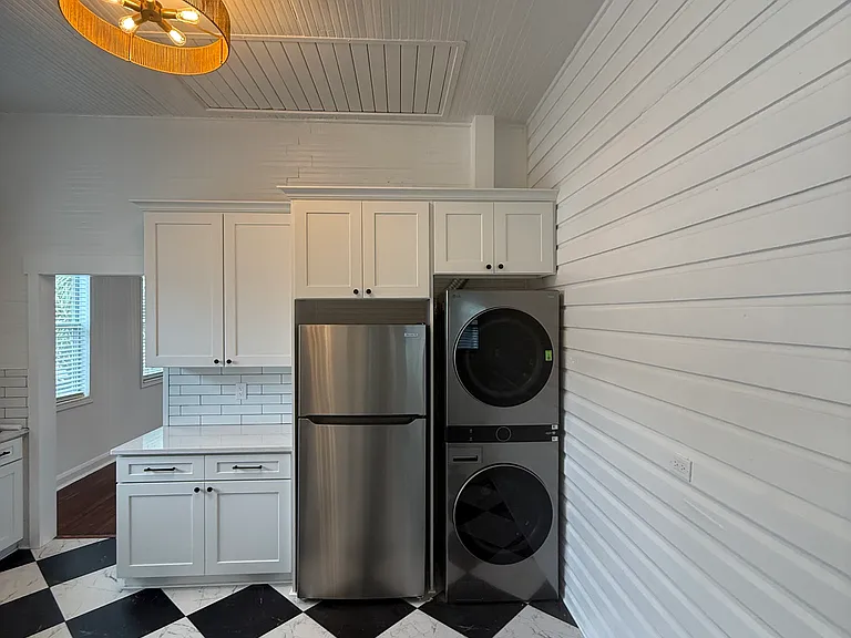 2308 W Ivy St — Photo 9