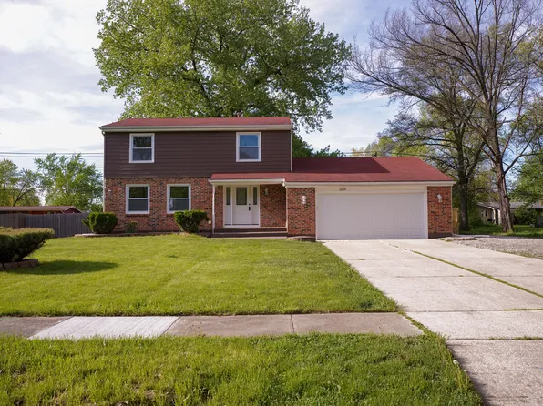 2229 Fiesta Dr, Joliet, IL 60432